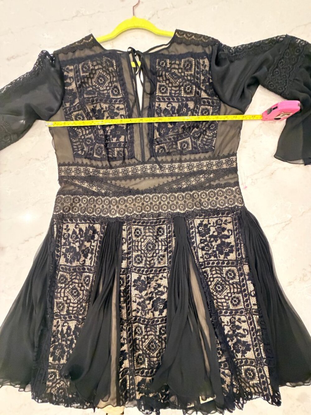 Tadashi Shoji "Millie" Parisian Evening Lace Mini - Picture 4 of 13